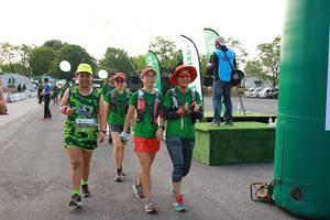 BIB: 2762
                            <button type="button" onclick="openModal(3564023)" class="btn btn-primary btn-sm float-right btn-popup" data-toggle="modal" data-target=".modal-high-quality">
                        <i class="fas fa-shopping-cart"></i> Add to Cart
                    </button>
                                            <button type="button" onclick="isThisMe(3564023, true)" class="btn btn-success btn-sm float-right btn-popup btn-isme hidden" data-toggle="tooltip" data-placement="bottom" title="นี่คือรูปของคุณใช่ไหม คลิกที่นี่เพื่อเอาเข้าอัลบั้ม">
                        <i class="fas fa-plus"></i> Add to album
                    </button>
                    <button type="button" onclick="isThisMe(3564023, false)" class="btn btn-warning btn-sm float-right btn-popup btn-isnotme hidden">
                        <i class="fas fa-ban"></i> Remove from album
                    </button>